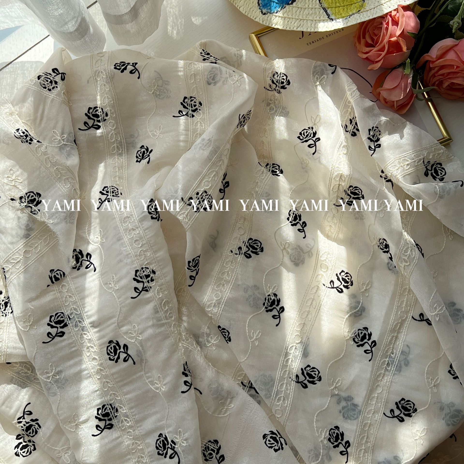 Ropa tela brillante hilo jacquard bordado en relieve ganchillo flocado falda de tela Hanfu Lolita material bordado
