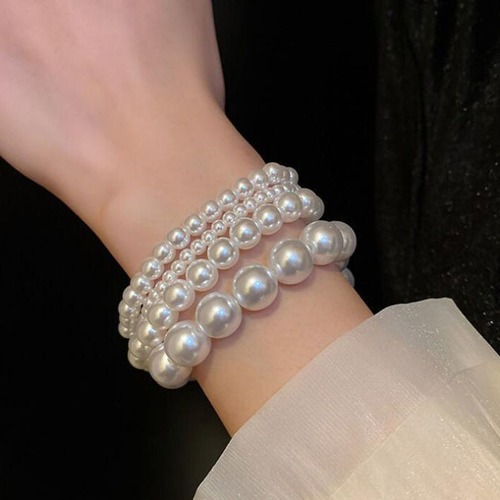 French Retro Minimalist Elastic Pearl Bracelet for Women, Beaded Bracelet, Charming Accessory, Elegant Jewelry