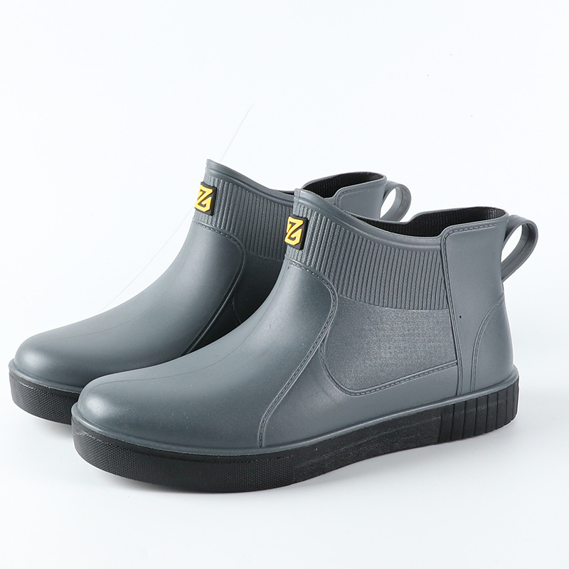 2024 nuevas Botas de lluvia zapatos de goma para hombres Botas de lluvia a media pantorrilla Cocina para llevar zapatos de agua de moda Zapatos de pesca para hombres zapatos de trabajo moda