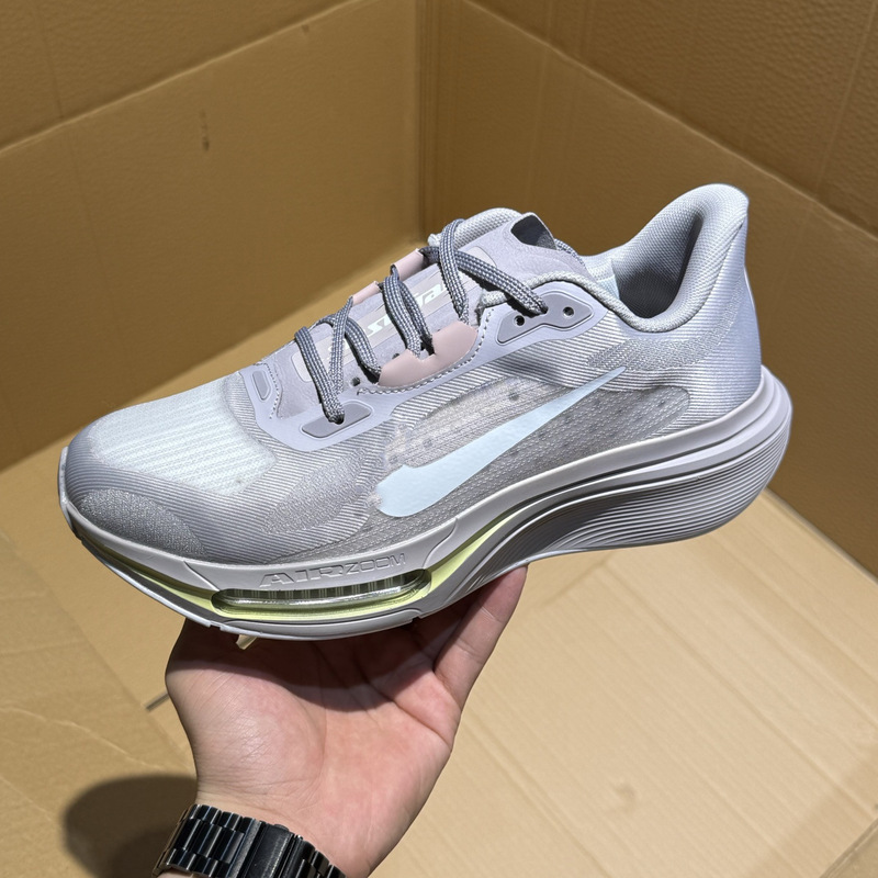 High-quality Pegasus Plus 2 running shoes, 26 models of enhanced Pegasus 2 breathable, shock-absorbing, comfortable sports shoes