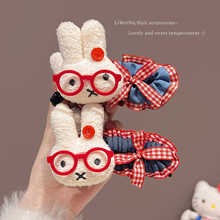 �ɐ�ë�q���RС��ţ���㽶�AŮ���Rβ�̶��Q�A�P�lŤŤ�A�l���^�