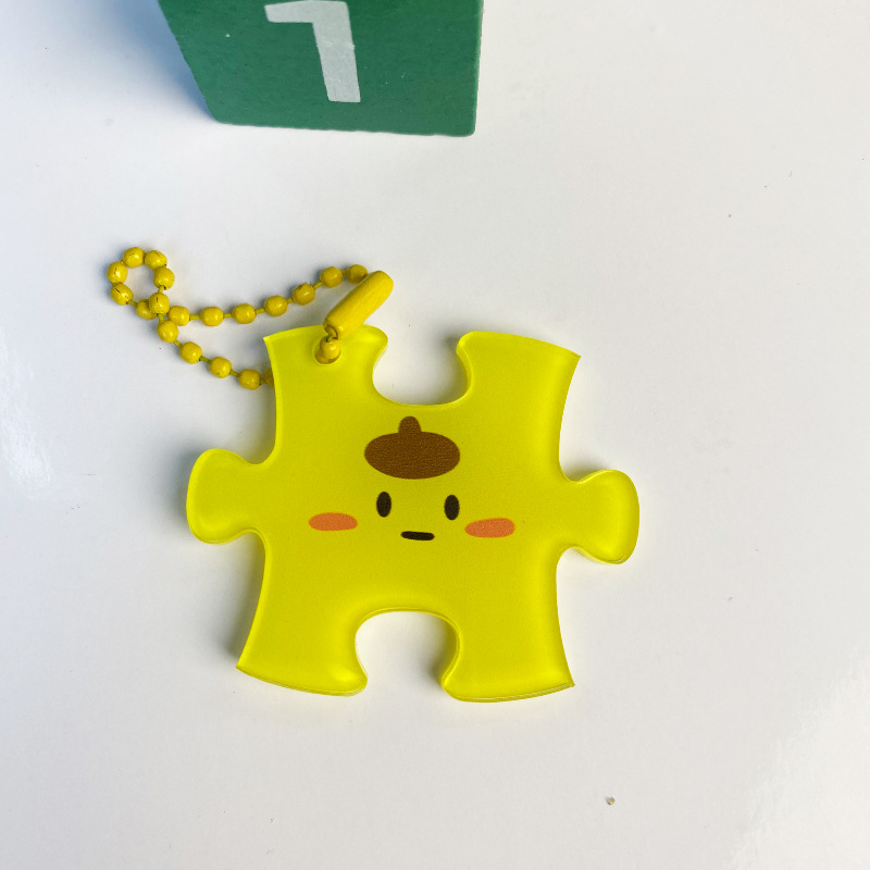 Yugui perro pareja novias mochila cadena Sanrio rompecabezas llavero INS de dibujos animados colgante chica corazón lindo