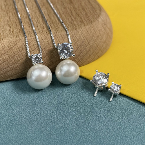 The shopkeeper recommends S925 sterling silver princess style pendant women's box necklace broken silver a few taels of zircon shell beads pendant empty holder