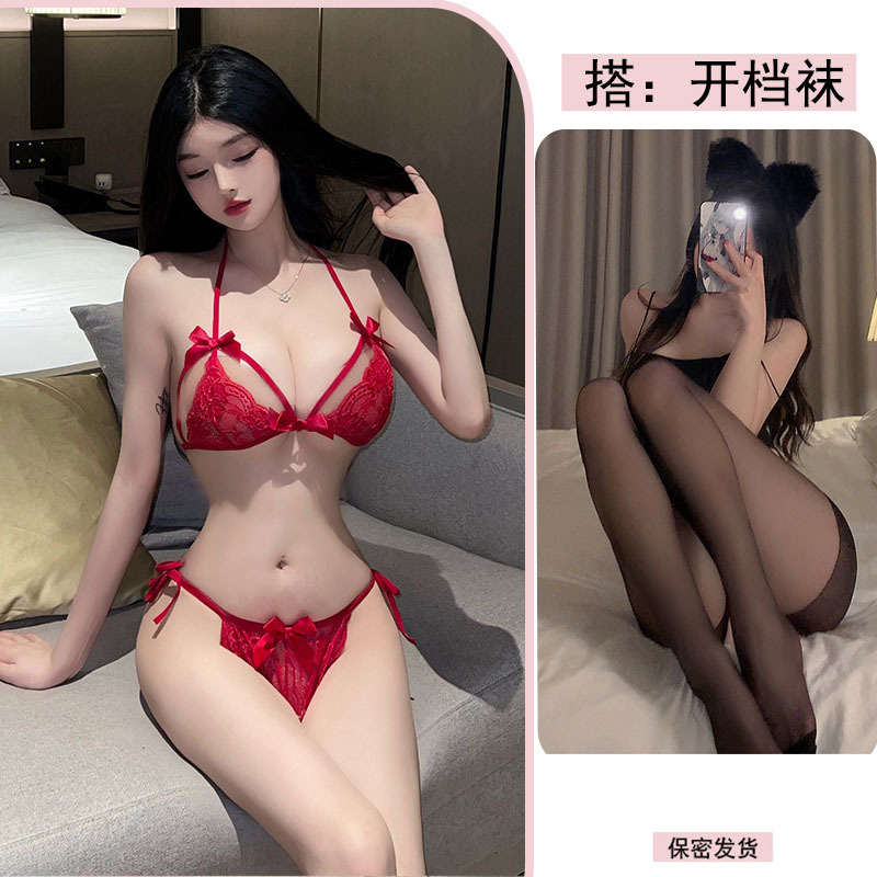 버건디 쓰리포인트 슈트 + 블랙 오픈 양말