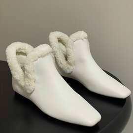 雪地靴女羊皮毛一体短靴舒适平底鞋2025年冬季加绒保暖棉鞋瘦瘦靴