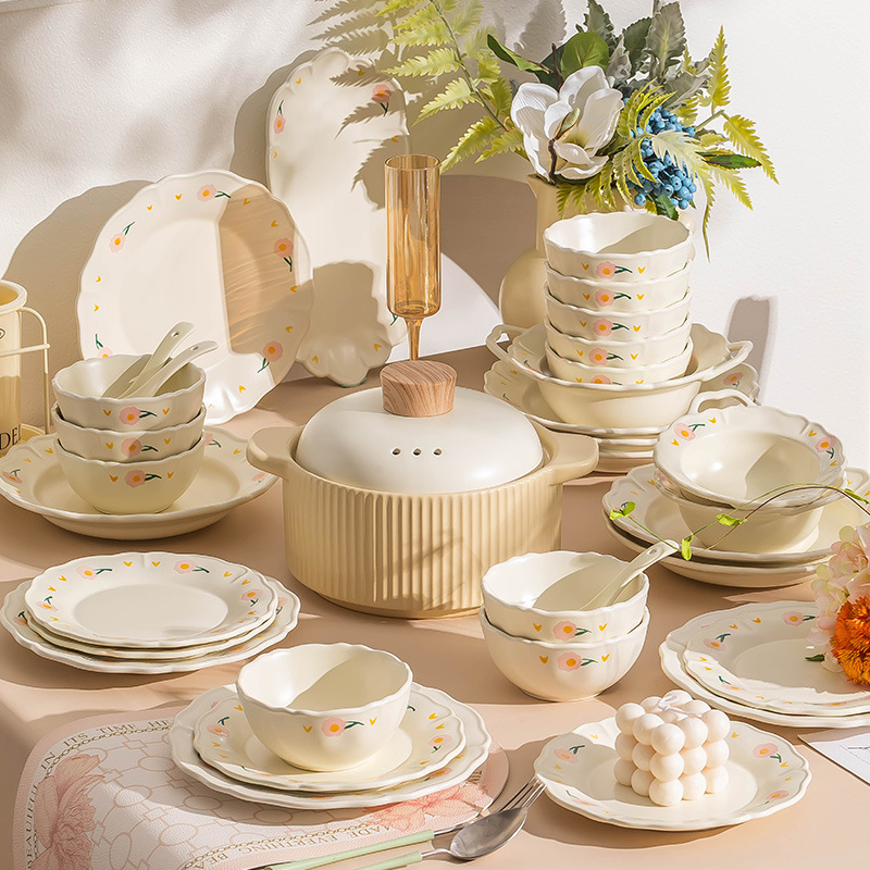 奶油风碗碟套装家用2023新款清新高级感轻奢乔迁碗盘碗具碗筷餐具
