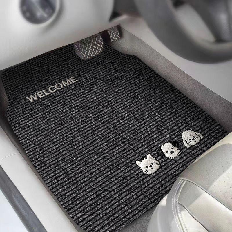 Simple diatomite car floor mats, non-slip, water-absorbent, wear-resistant, universal carpet-style, dirt-resistant, single-piece car mats, complete set of floor mats