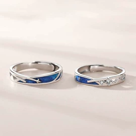 项链;手链;戒指