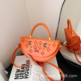 时尚潮流马鞍包手提包handbags质感腋下包斜挎单肩包女铆钉斜挎包|undefined