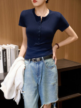 #天丝优可 用好料 甄品质# 半开领纽扣T恤女短袖气质百搭正肩上衣