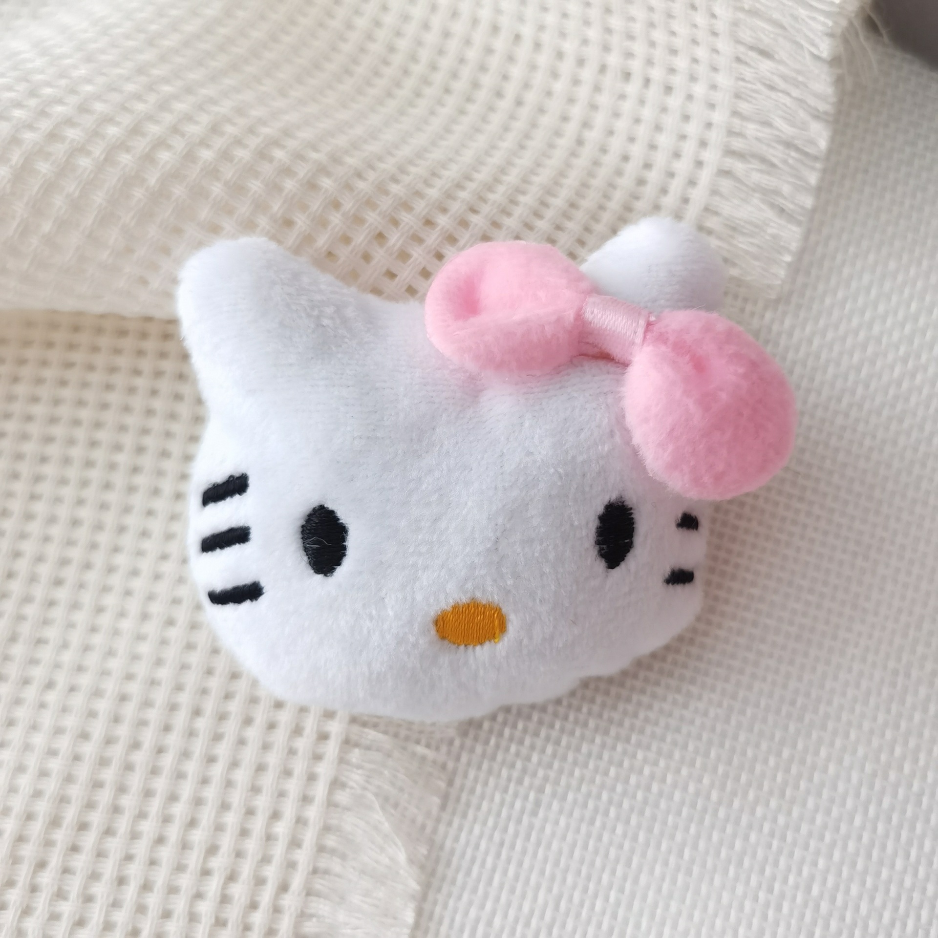 흰 고양이 분말 활