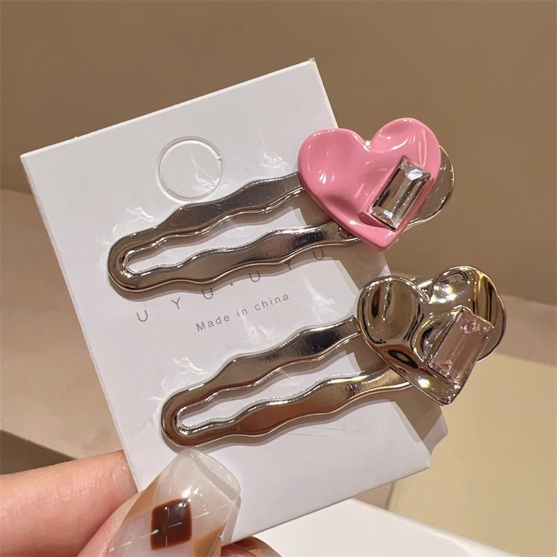 Sweet and Cool Girl Style Cute Pink Heart Duckbill Clip with Shiny Silver Sweet Wave Edge Alloy Hairpin
