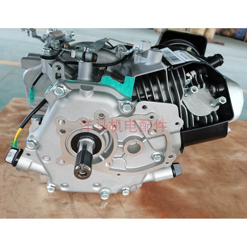 Shanghai Double-Hand Small Gasoline Engine Mz/Jl175 Rail Transport Vehicle Trowel Machine Rice Transplanter Seedling Machine Head