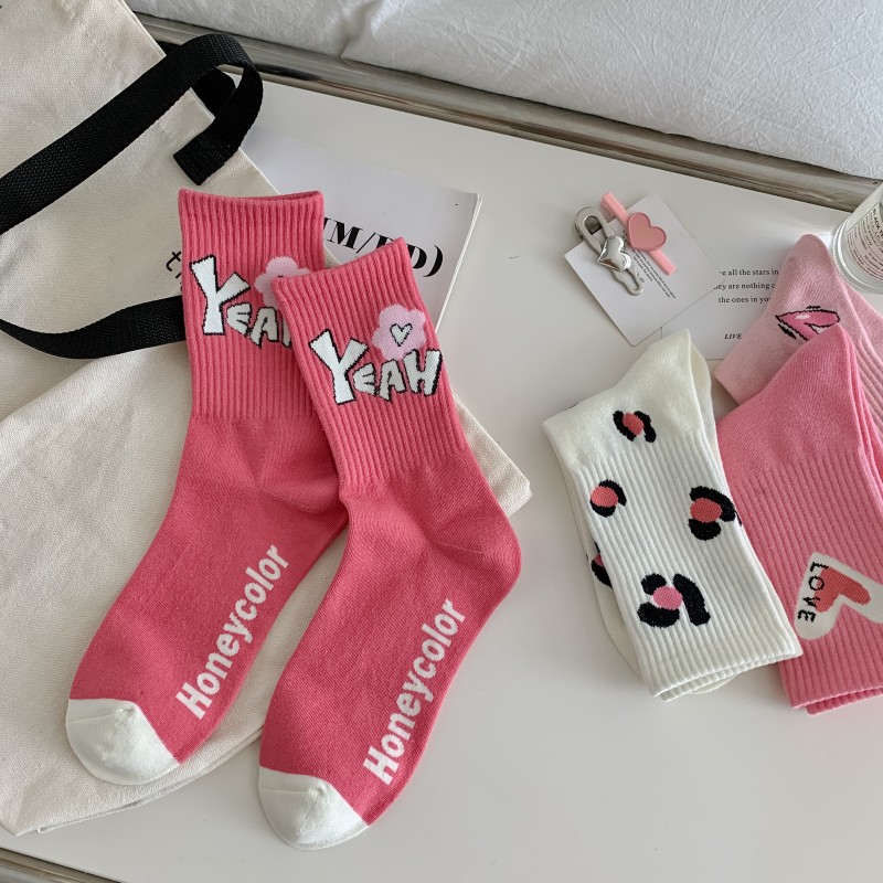 80g Weight Neutral Feel Of Sensation Socks Classification Socks Lingerie Type Cotton Fabric Type Stretchy Elasticity A Pair Quantity Daily, Street Occasion Comfort Function Letter, Heart Shape Pattern All Seasons Season Women's Gender Simple Style Style Women's Simple Style Letter Heart Shape Cotton Crew Socks A Pair 2