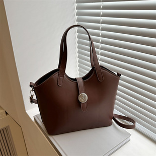 Retro Bag Women's Large Capacity 2025 New Autumn and Winter Versatile Crossbody Bag Casual Satchel Work Commuter Tote Bag