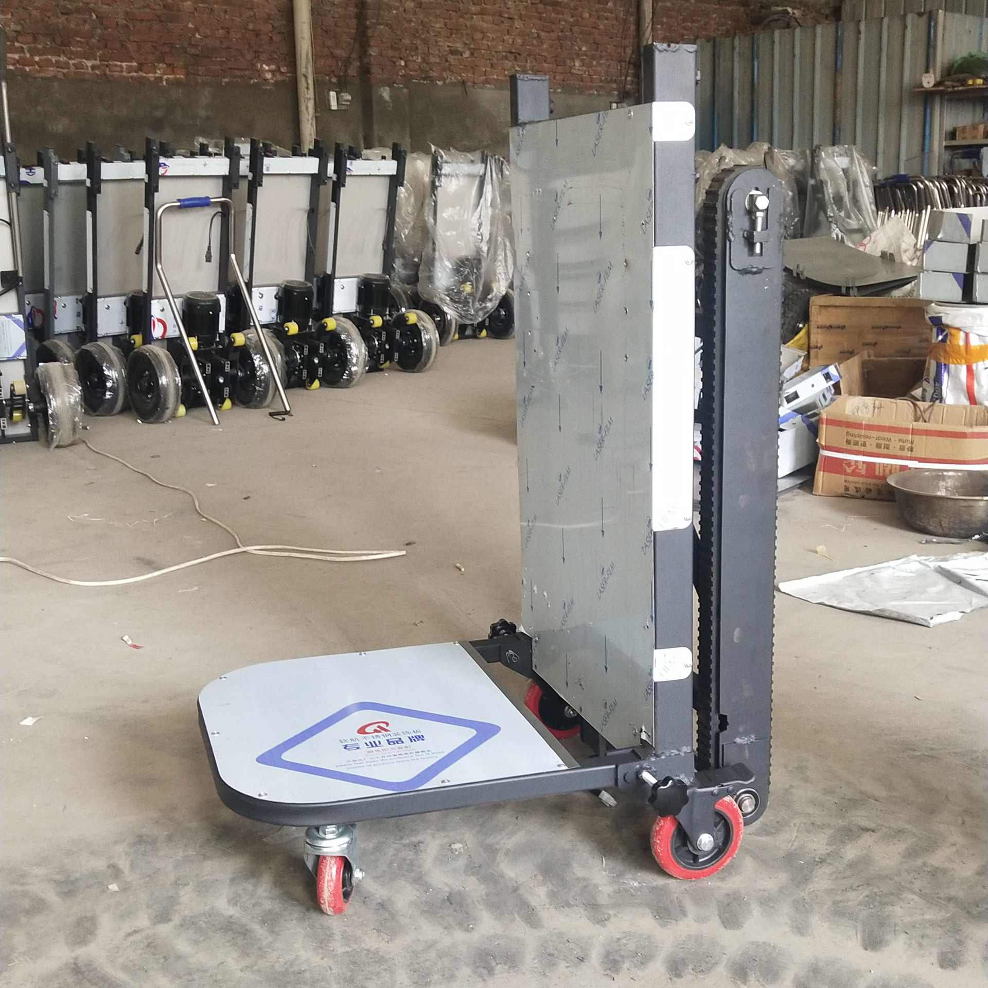 电动履带爬楼机电动爬楼车爬楼搬运车爬楼搬运神器