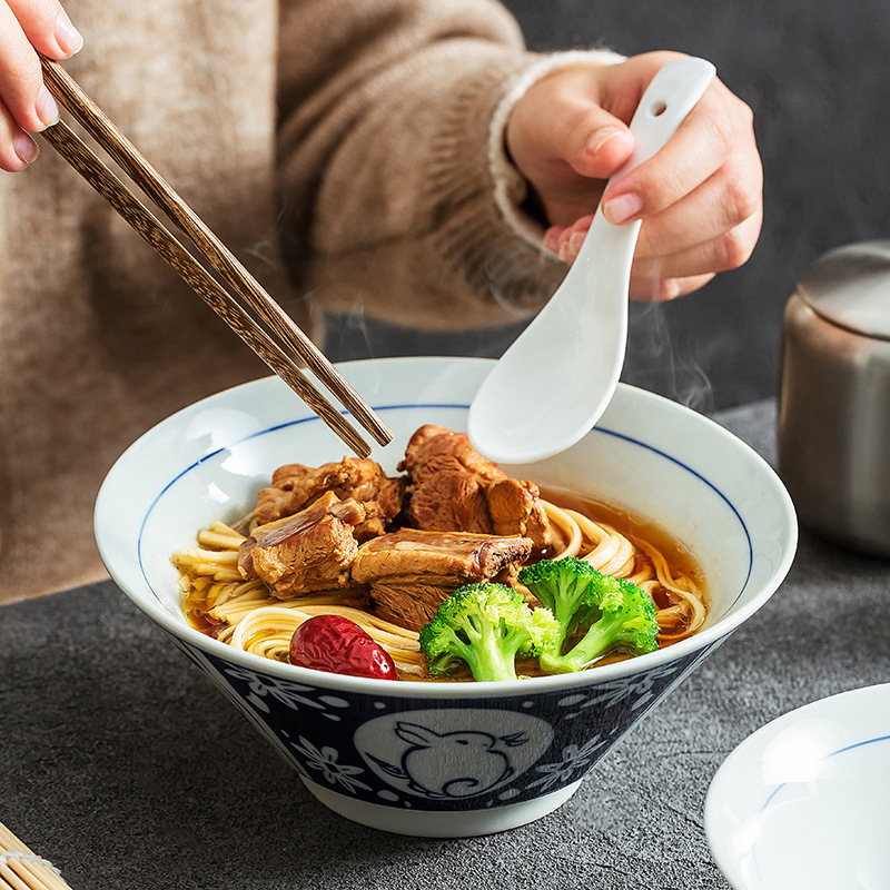 High-Quality Japanese-Style Henry Bowls, Exquisite Underglaze Ceramic Noodle Bowls for Home Use, Cute Rabbit Pattern Tableware Wholesale