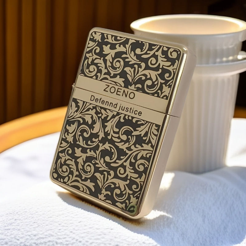 Accendino alla moda ultrasottile in metallo creativo all'ingrosso antivento personalizzato a cherosene_voghion.com