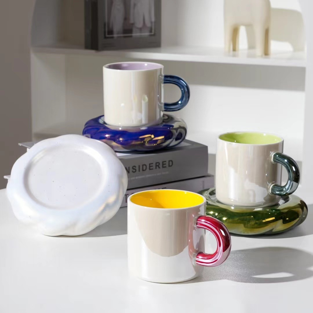 Estilo nórdico simple perla esmalte Taza de cerámica plato combinación taza de café con mano regalo taza de la personalidad taza de té
