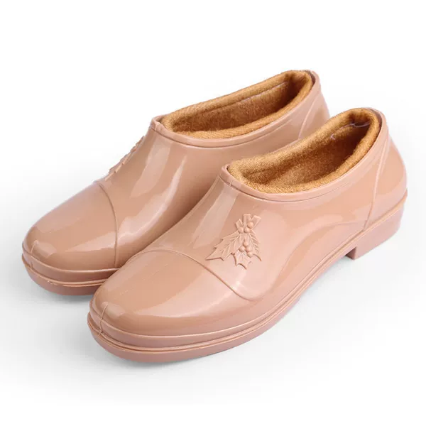 813 khaki plus velvet [2 sizes too small]