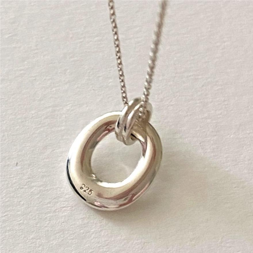 14g Weight Pendant Necklace Classification 1 Piece Quantity Daily Occasion 925 Sterling Silver Material Oval Pattern Women'S Gender Simple Style Style 925 Sterling Silver Oval Pendant Necklace 7