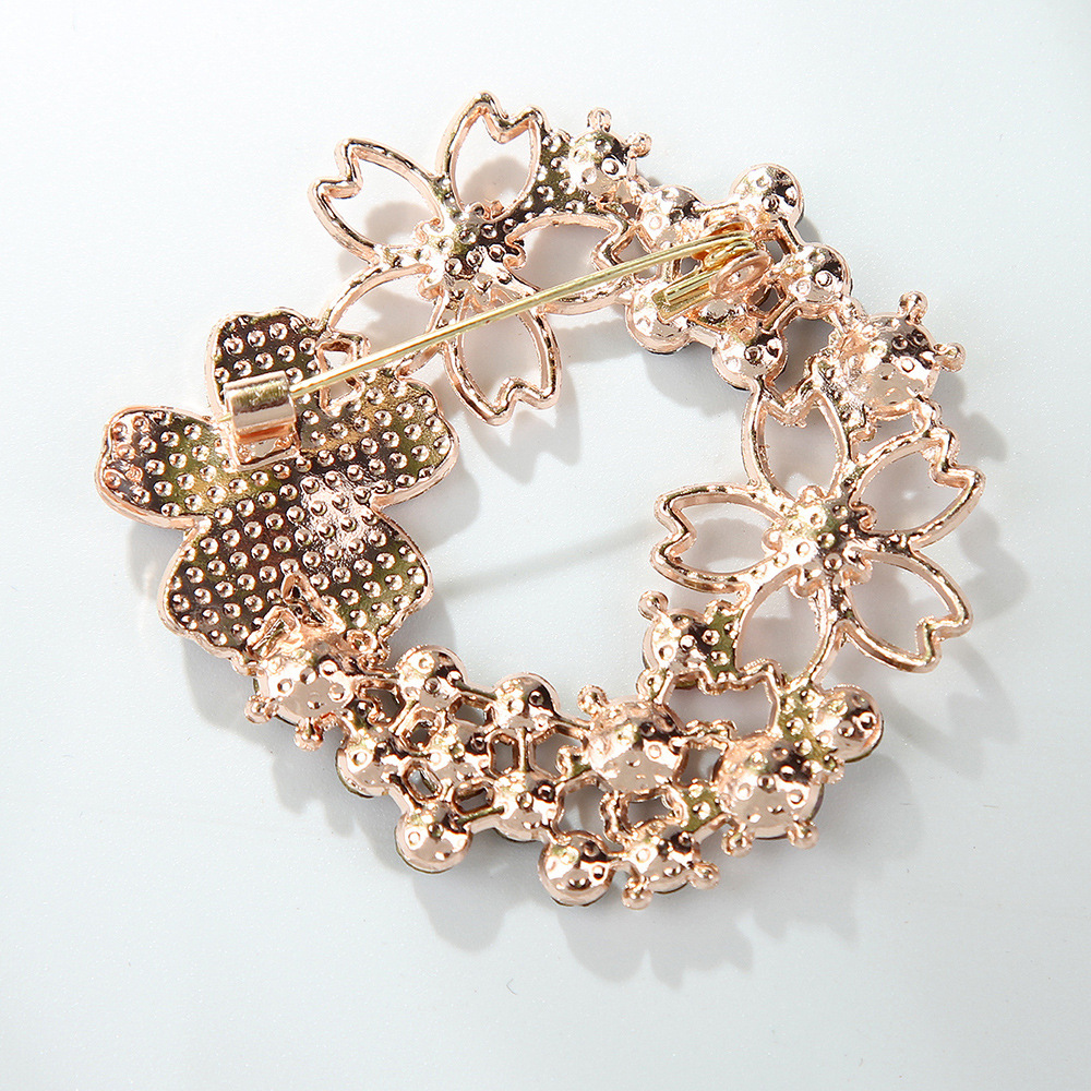 Korean Style Pearl Rhinestone Flower Brooch For Women Jewellery_voghion.com
