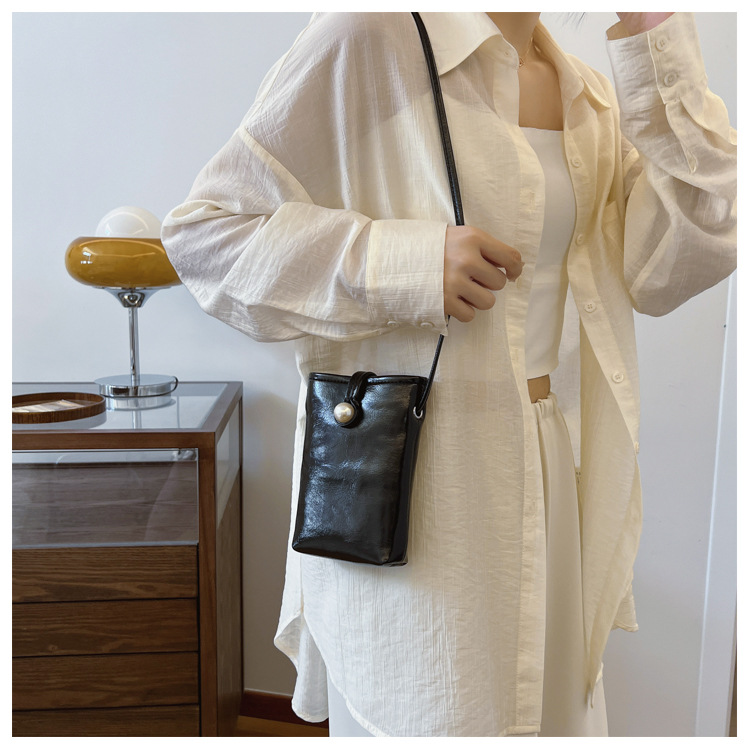 Geantă de umăr crossbody pentru telefon, nouă și versatilă, 2024, simplă și la modă, ușoară și casual, pentru mers pe jos_voghion.com