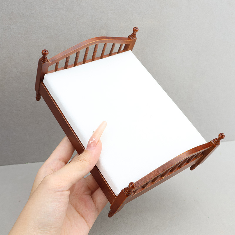1:12 Mini Dollhouse Dollhouse Mini Furniture Miniature Bedroom Scene European-Style Bed Single Item Props 1:12 Mini Dollhouse Dollhouse Mini Furniture Miniature Bedroom Scene European-Style Bed Single Item Props
