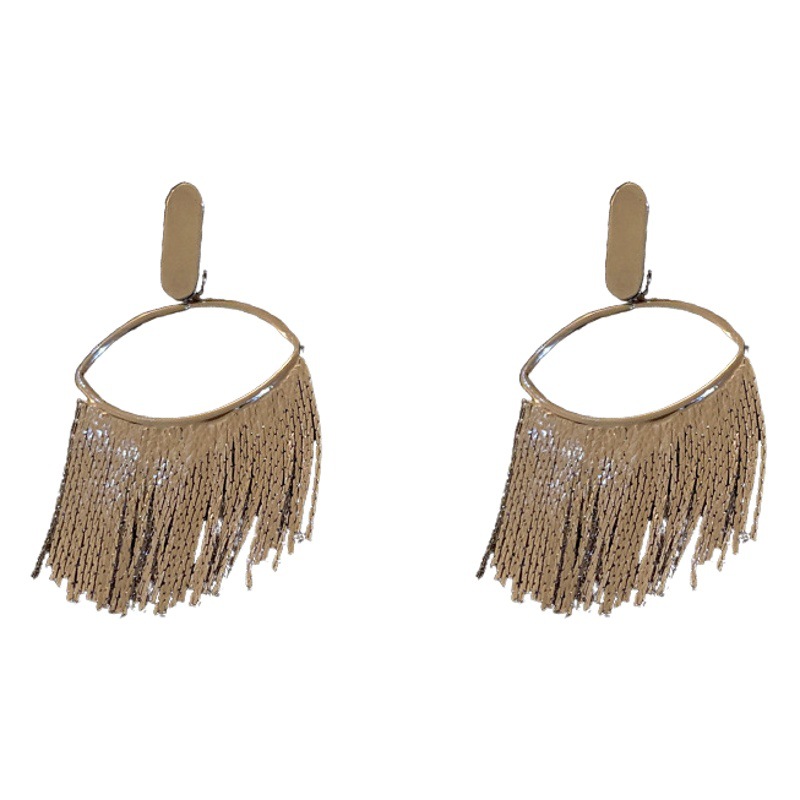 Oro real electrochapado aguja de plata Oval borla pendientes de diseño de nicho exagerado europeo y americano pendientes personalizados pendientes femeninos al por mayor