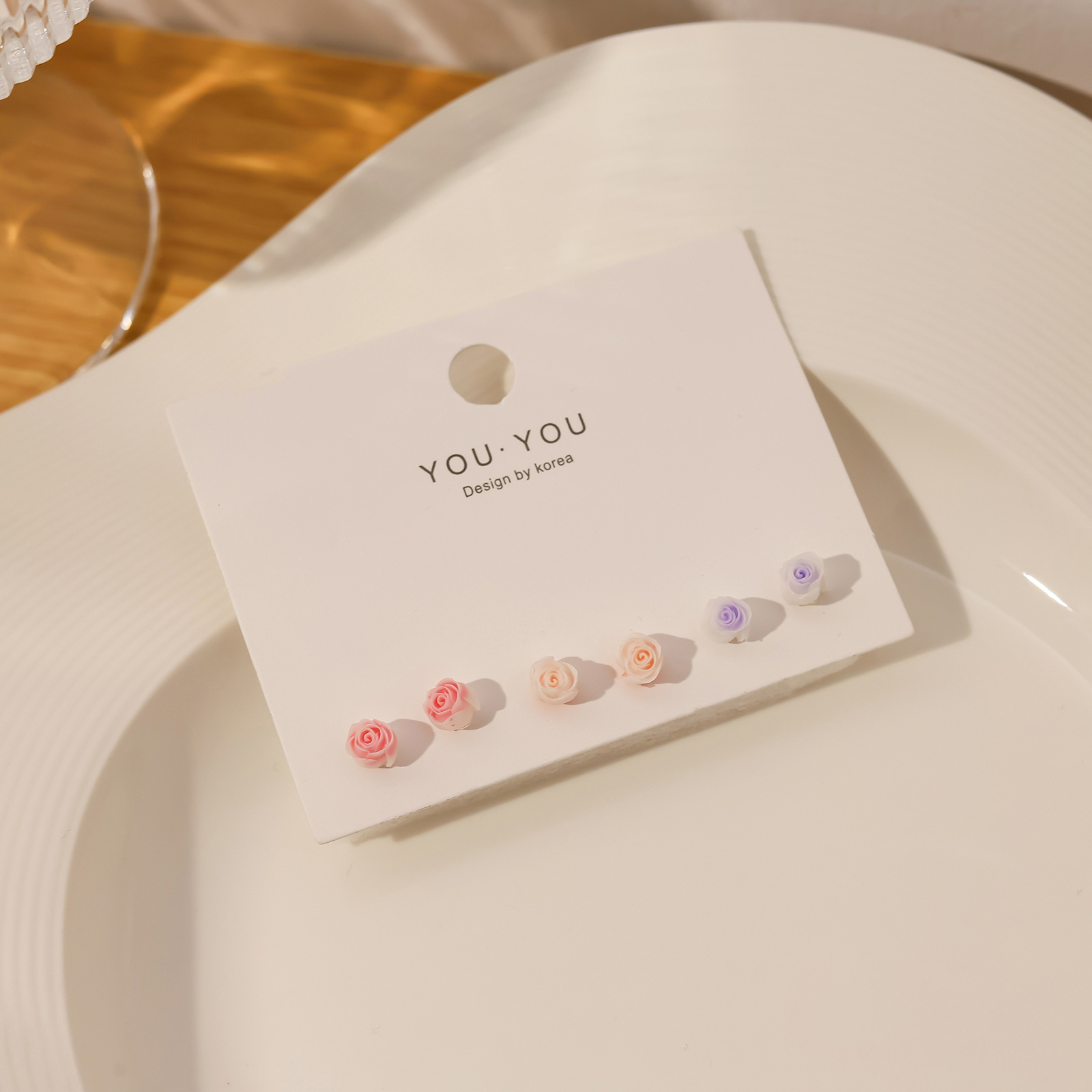 Juego de pendientes de aguja de plata simple y pequeño, combinación de pendientes geométricos de amor, pendientes lindos y dulces de todo fósforo, puesto al por mayor