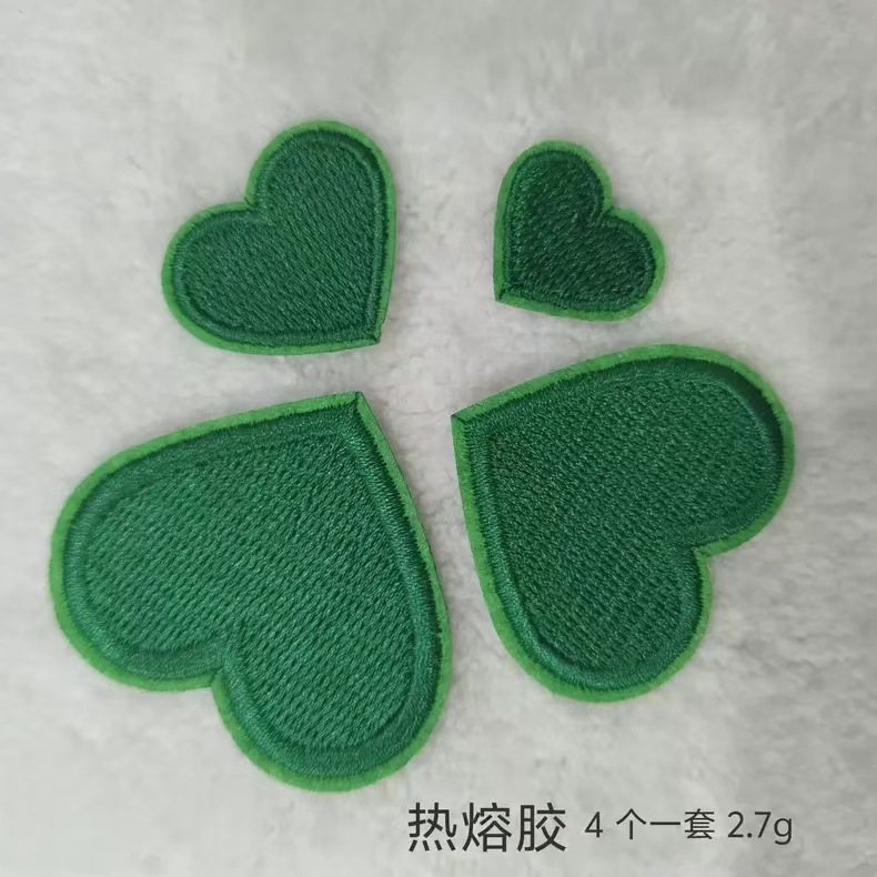 トレンディで美しいカラフルなピーチハートコンピュータ刺繍布ステッカーマルチサイズ DIY 手作りステッカー製造装飾ステッカー卸売|undefined