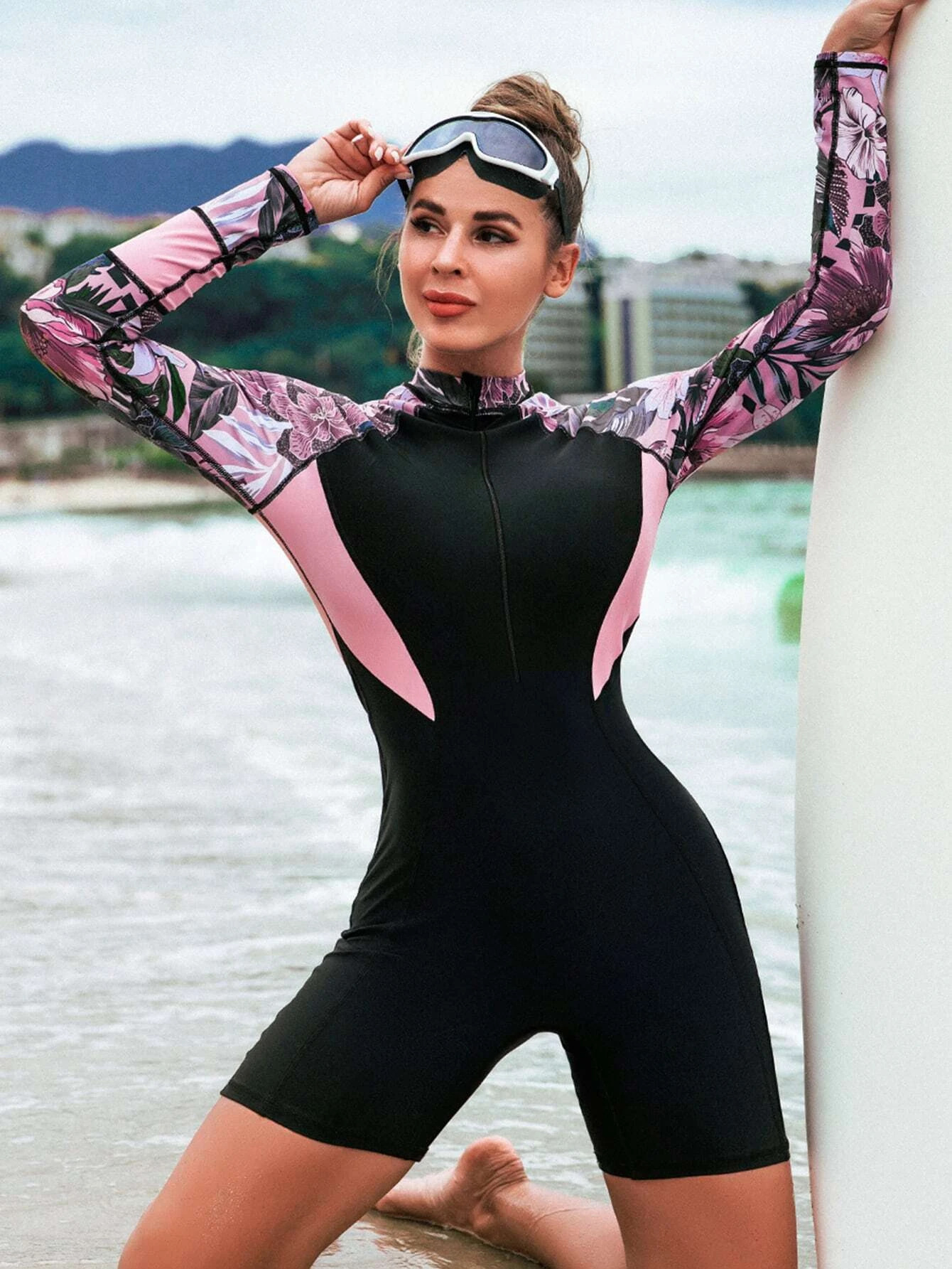 300g Weight Long Sleeve Sleeve Length Zipper Placket Type Polyester Fabric Type Long Top Length Bodysuit Tops Type Swimming Pool, Swimming Occasion Standing Collar Neckline Skinny Fit Type Surf, Splicing, Digital Printing, Flower Pattern Women's Gender Zipper Design Sexy Style Women's Sexy Surf Splicing Digital Printing Zipper One Piece Swimwear 9