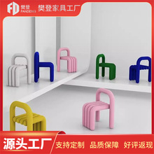 网红梳化妆椅北欧靠背现代简约餐凳家用设计师ins风拍照创意椅子