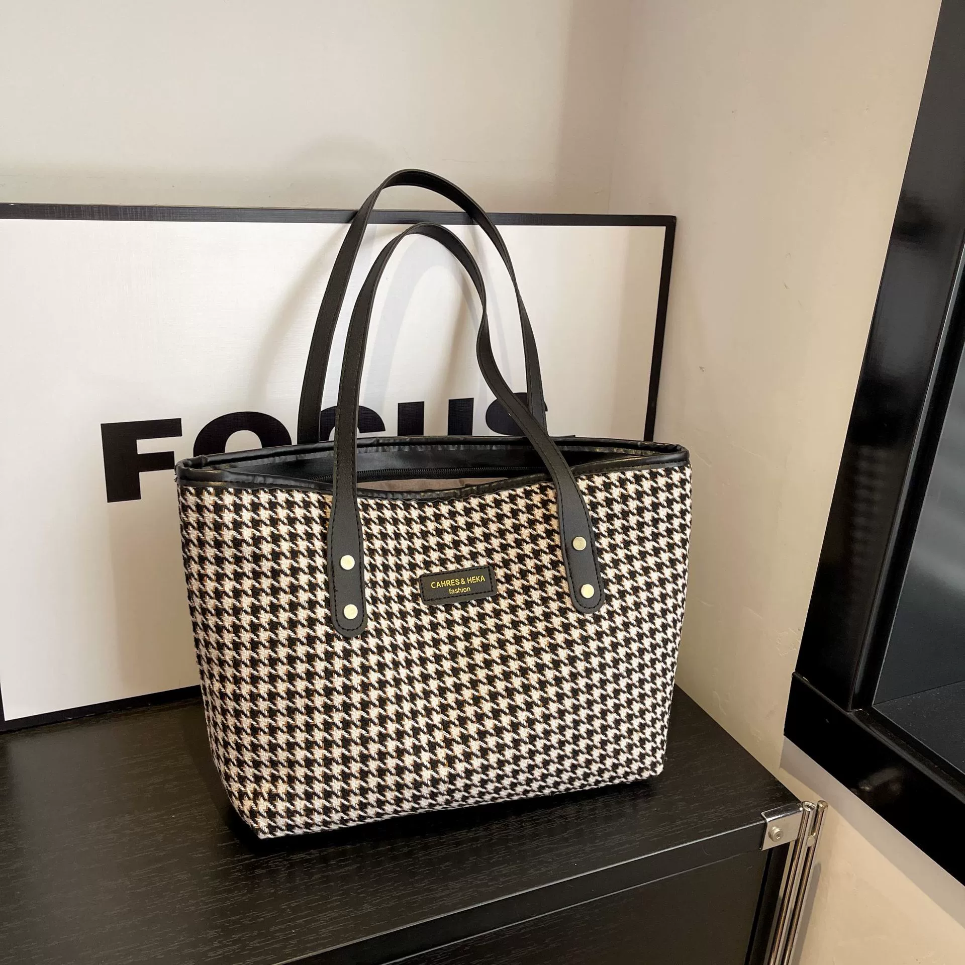 Внешняя торговля ретро Qianbird пригородной сумкой Тотер-сумка высокого качества