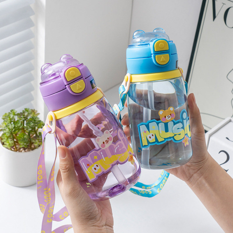 Yitong nuevo tipo de taza de paja para niños, cubierta de rebote, taza de plástico con cuerda de elevación, taza de agua para estudiantes de jardín de infantes