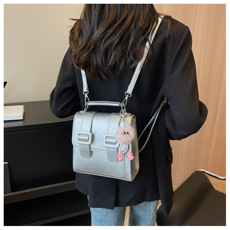 2024 New Women's Backpack Student Handbag Popular Color Contrast Splicing Large Capacity Commuting Outgoing Small Backpack_voghion.com