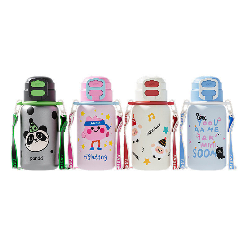 Nuevo tipo de dibujos animados dos bebidas taza de aislamiento para niños de alta capacidad de taza de paja portátil encantadora taza de agua de aislamiento para estudiantes