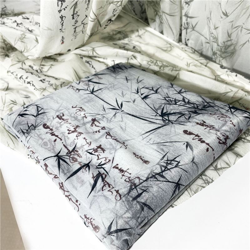 新款国风书法字体渐变纱晕染竹叶双皱布背景装饰派对DIY服装面料