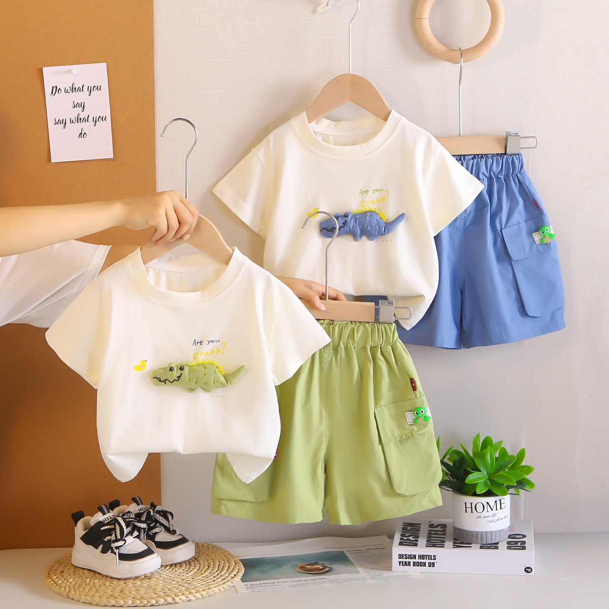Boys' Short-Sleeved Summer Clothes, New Style Baby and Kidsren's Style Round Neck Work Clothes, Short-Sleeved Baby Three-Dimensional Dinosaur Short-Sleeved Two-Piece Set