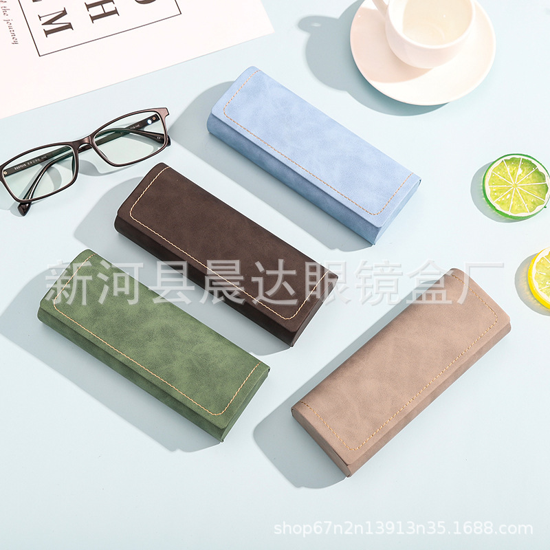Wholesale men's and women's student glasses case simple portable high-grade leather retro fresh ins anti-pressure glasses storage box Wholesale men's and women's student glasses case simple portable high-grade leather retro fresh ins anti-pressure glasses storage box