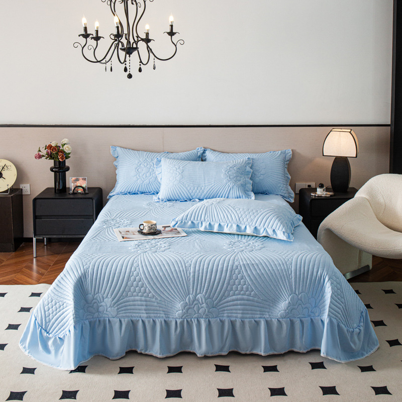 Tapa de cama de encaje de hoja de loto de color sólido de tres piezas, sábanas acolchadas acolchadas gruesas y aptas para la piel, las ventas directas de fábrica se pueden enviar en nombre de una pieza