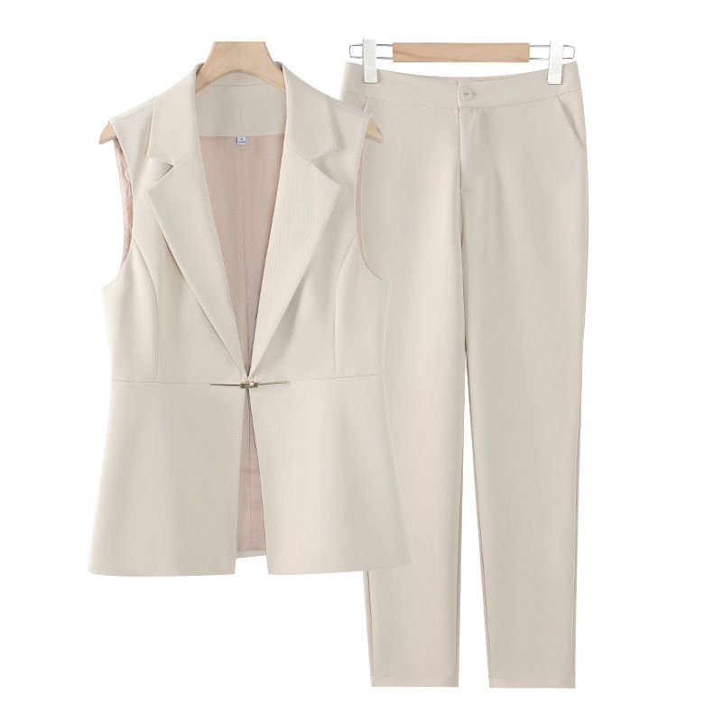 Colored classic suit jacket