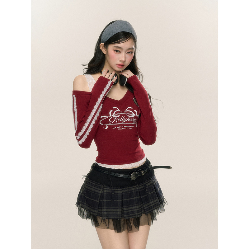 Radish {260g cotton wool} V-neck lace hot girl T-shirt women's autumn and winter long sleeve slim open shoulder inner coat