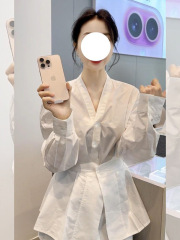 法式白色v领收腰长袖衬衫女夏季薄款设计感别致气质外穿衬衣上衣
