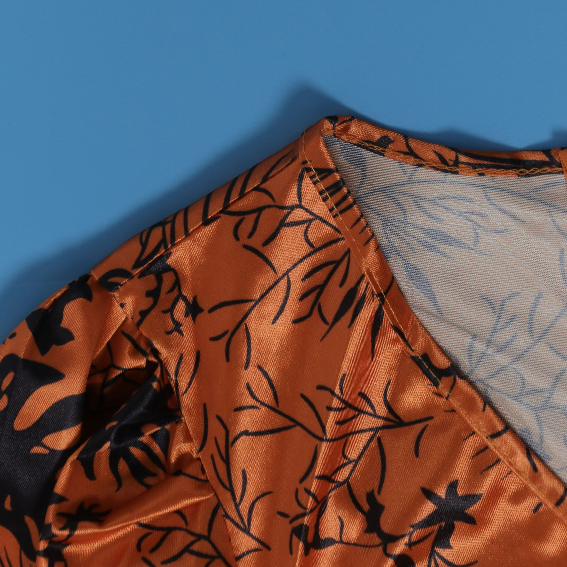 Women's Clothing Sexy Printed Ruffled Lantern Sleeve Hip Hugging Slim Fit Long Sleeve Dress_voghion.com