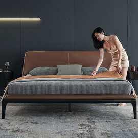 北欧风格床 现代简约轻奢床1.8米真皮床日式主卧婚床实木双人床