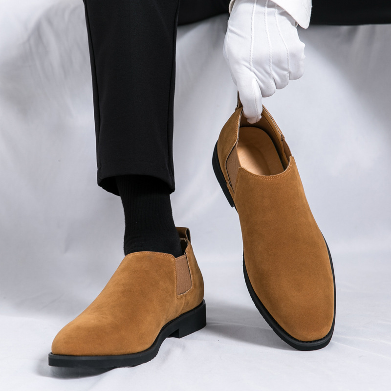 Zapatos de cuero simples transfronterizos de talla grande para hombres 2025 otoño e invierno nuevos zapatos de guisantes perezosos de cuero esmerilado para hombres