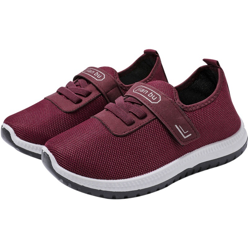 Zapatos de hombre viejos 2023 Nuevos zapatos de tela viejos de Beijing antideslizantes de fondo suave zapatos de la madre zapatos para caminar para hombres y mujeres zapatos de puesto