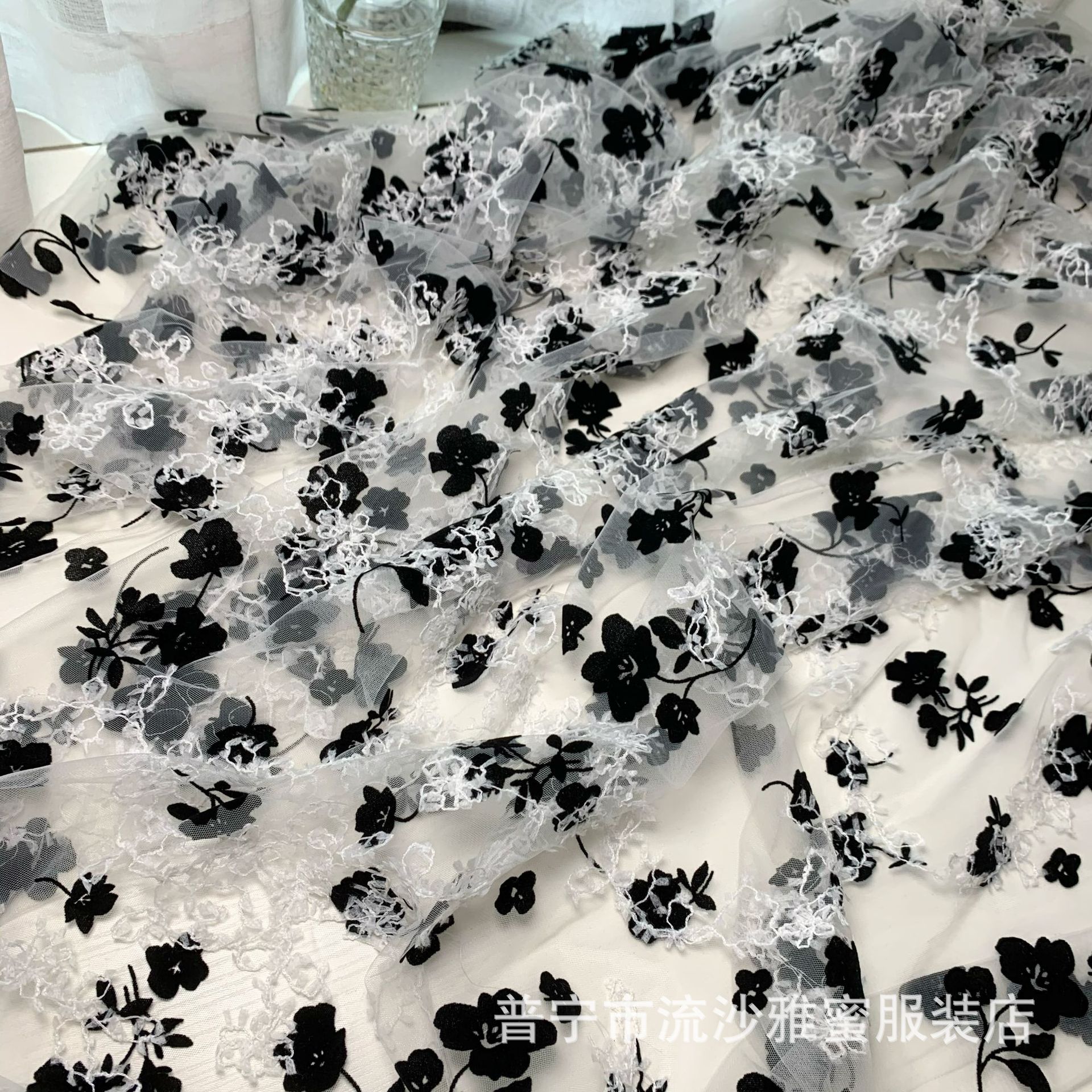 Buena calidad Super hermosa red una rama Plum flocado Malla tela hanfu vestido Lolita tela en stock ventas directas de la fábrica