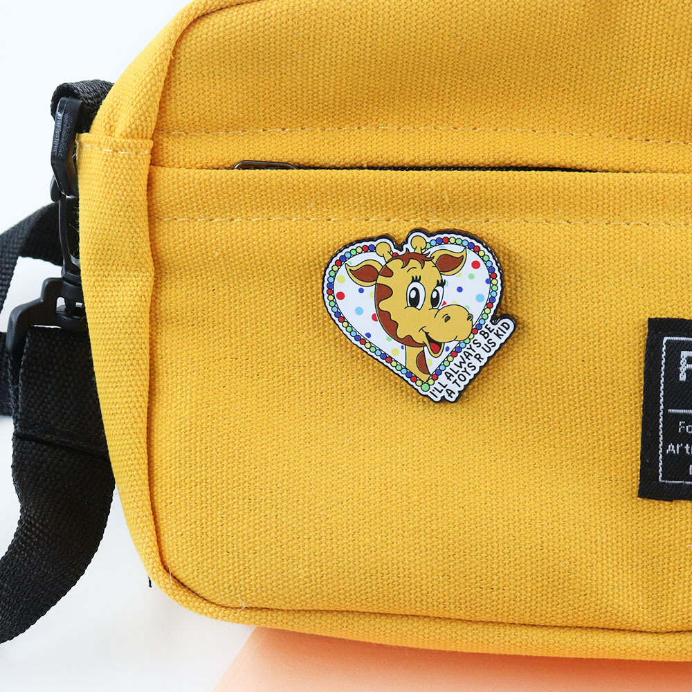 Animated Toy City Badge Cute Giraffe Brooch Kawaii Animal Enamel Gift Backpack Pendant